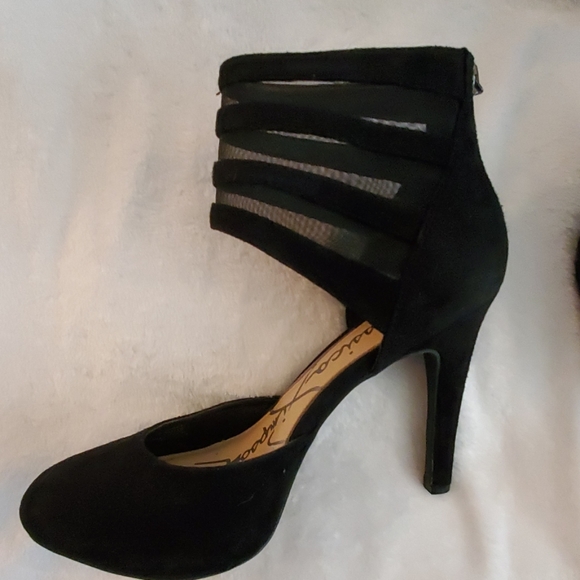 Jessica Simpson suede black heels - Picture 3 of 5